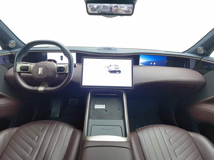 Avatr 11 2023 car image #6