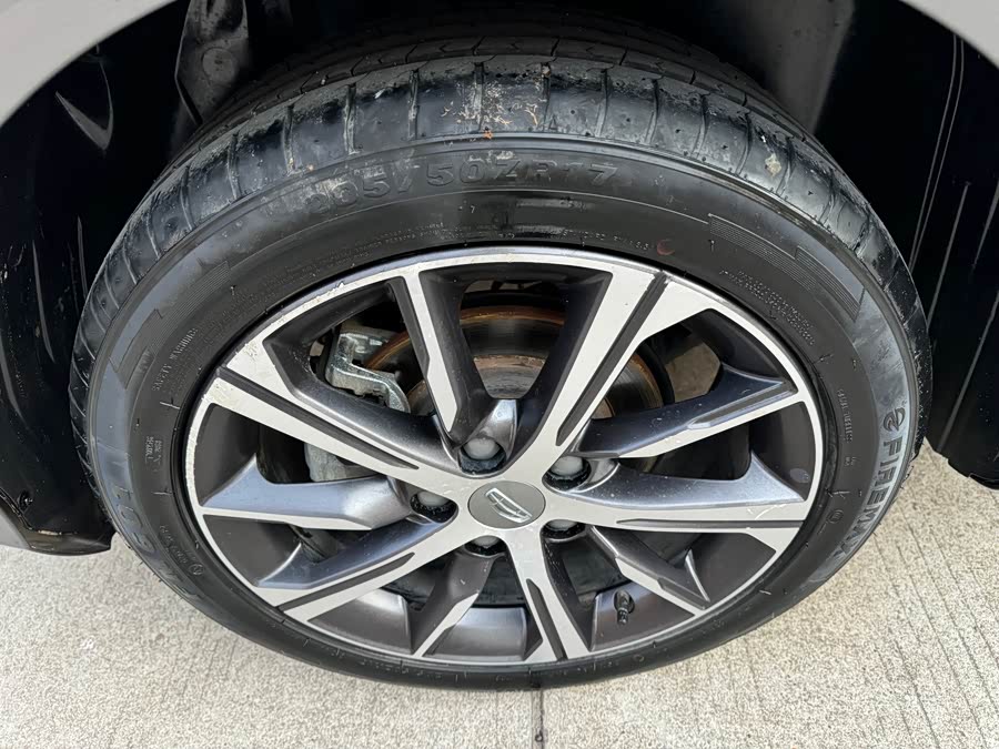 GEELY Emgrand 2022 #6 GEELY Emgrand 2022 car image #6