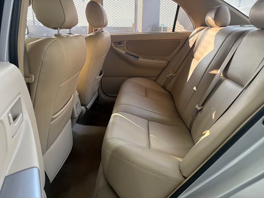 Toyota Corolla (Classic) 2013 immagine di auto #6