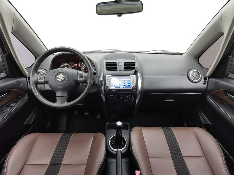 Suzuki SX4 2013 car image #6