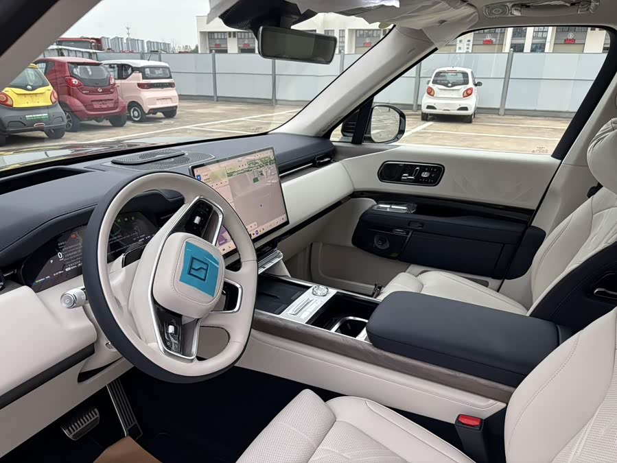 Zeekr 9X 2025 car image #6