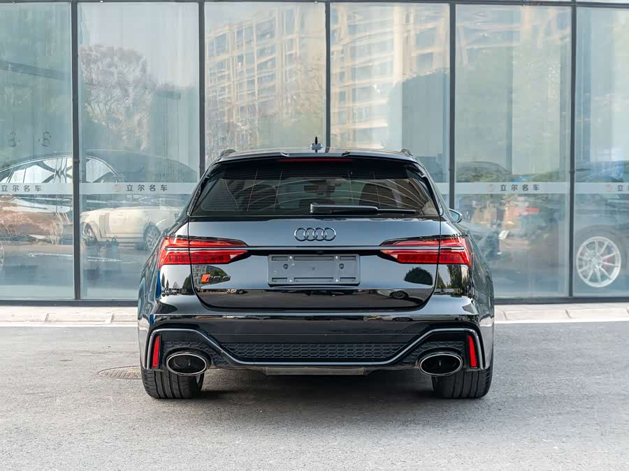 Audi RS 6 2023 car image #6