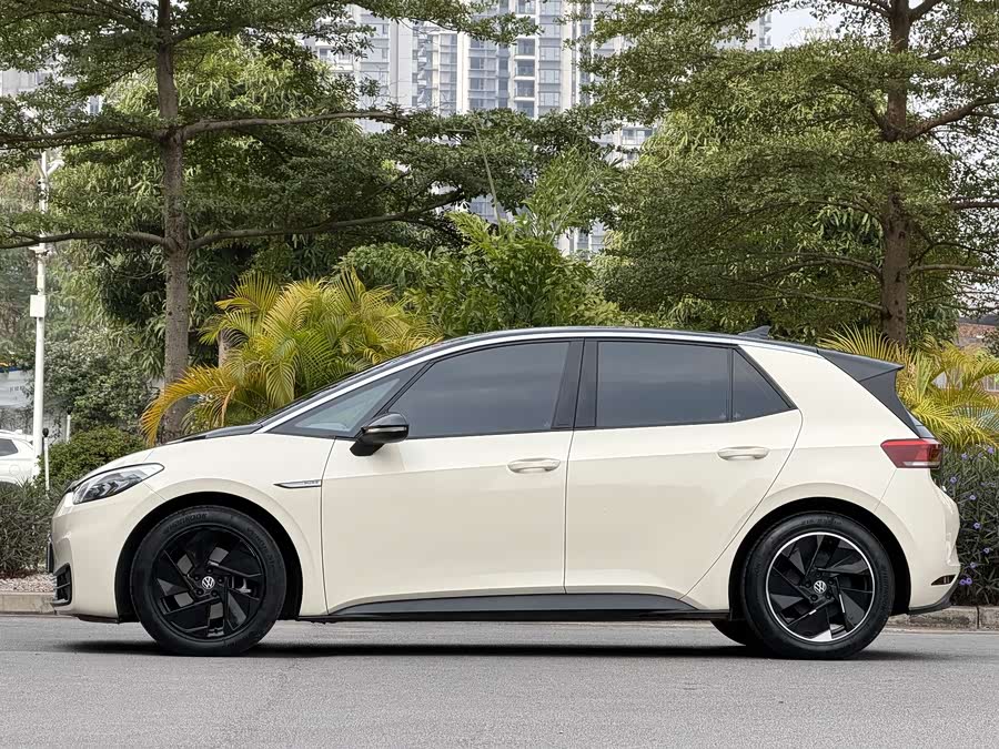 Volkswagen ID.3 2022 #6 Volkswagen ID.3 2022 immagine di auto #6