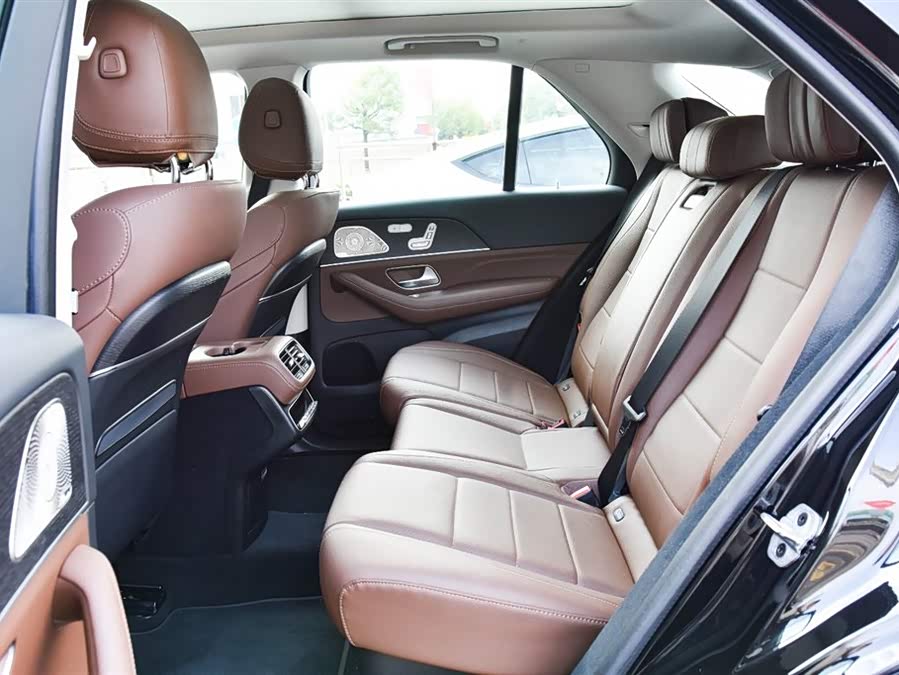 Mercedes-Benz GLE Class 2024 car image #6