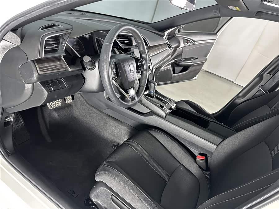 Honda Civic 2021 car image #6