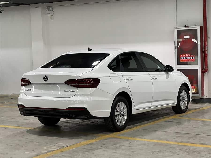 Volkswagen Lavida 2022 #6 Volkswagen Lavida 2022 car image #6
