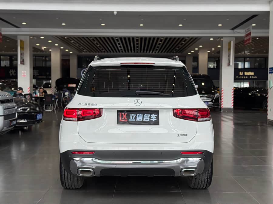 Mercedes-Benz GLB Class 2022 car image #6