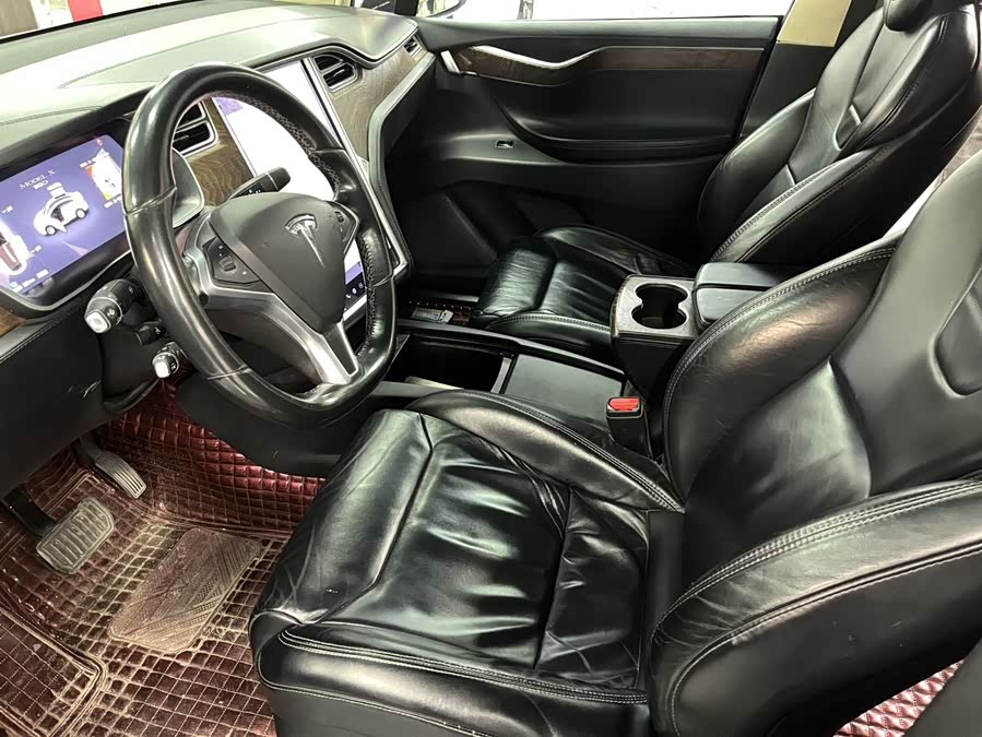 Tesla Model X 2018 car image #6