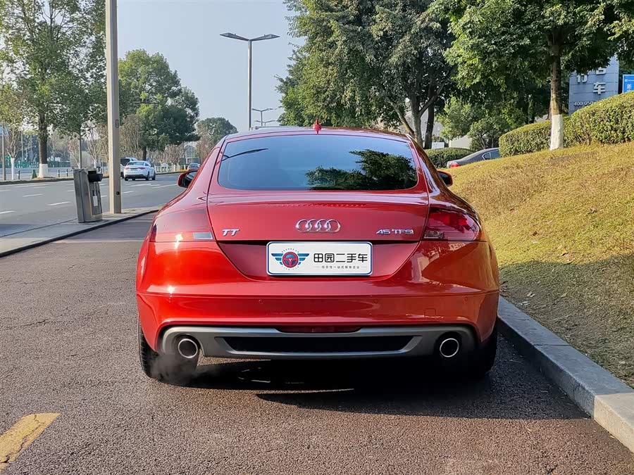 Audi TT 2013 car image #6