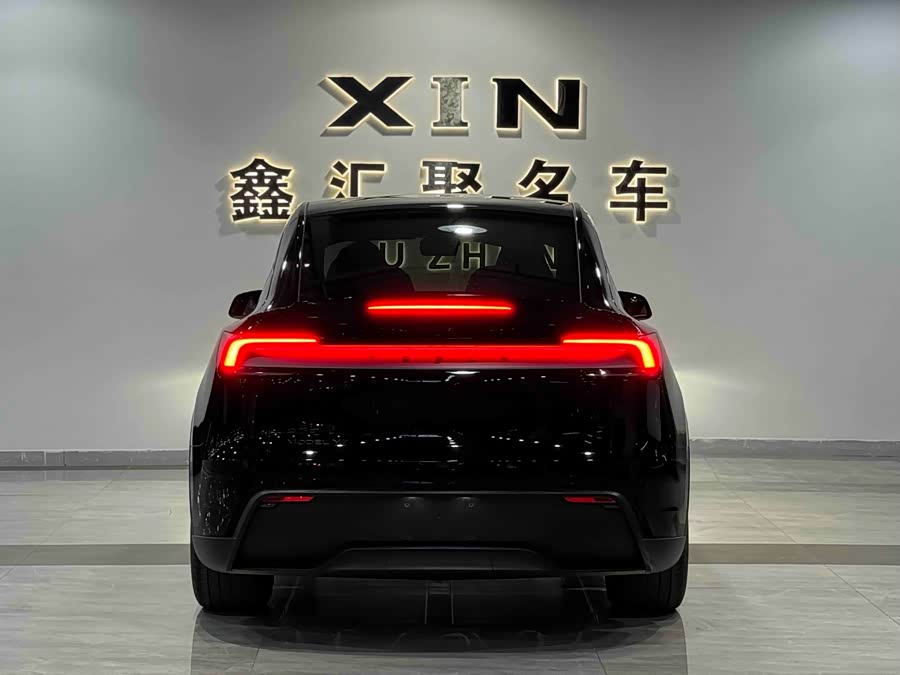 特斯拉 Model Y L 2025 汽车图片 #6