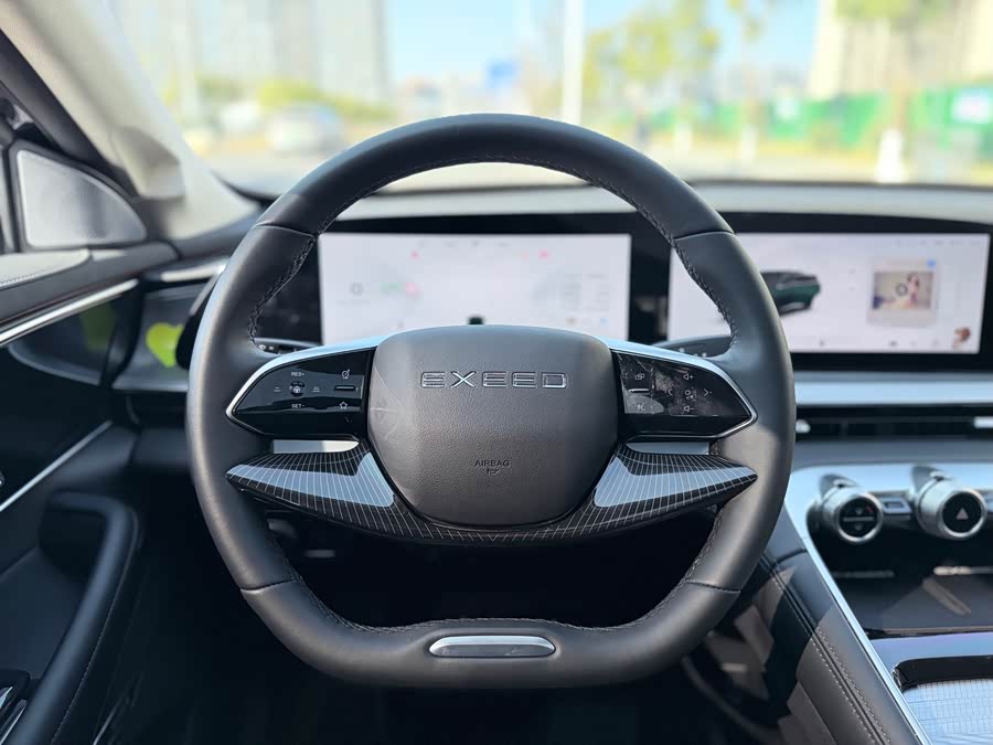 Exceed Lingyun 2025 صورة سيارة #6