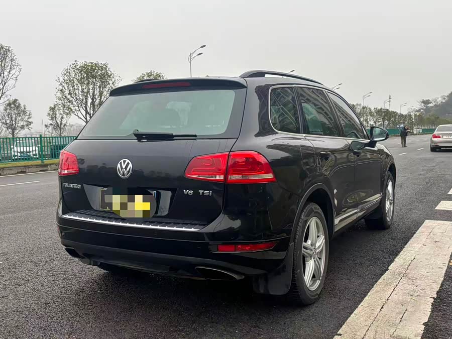 Volkswagen Touareg 2014 car image #6