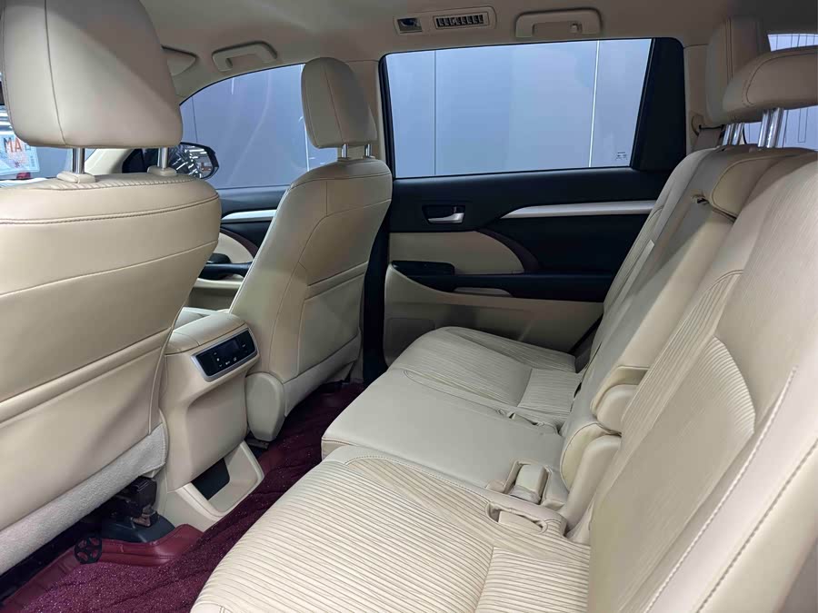Toyota Highlander 2015 car image #6