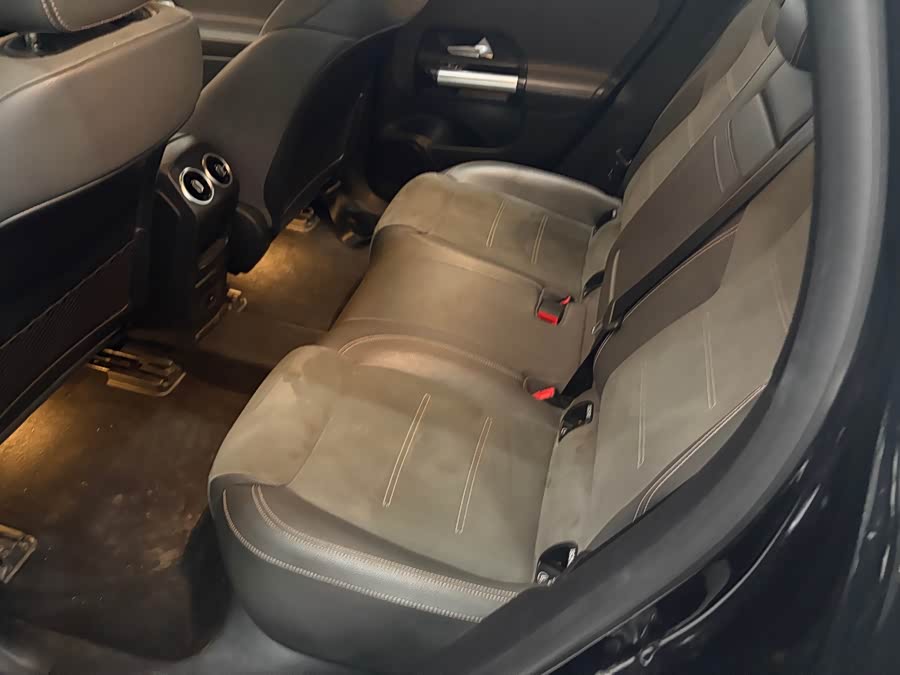 Mercedes-Benz EQA Class 2022 immagine di auto #6