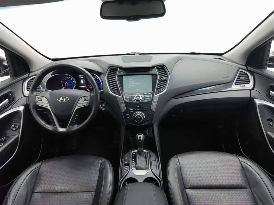 Hyundai 2014 car image #6