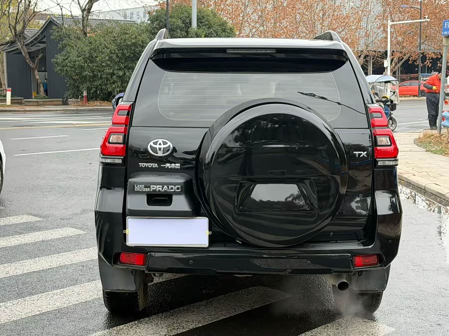 Toyota Land Cruiser Prado 2019 #6 Toyota Land Cruiser Prado 2019 car image #6