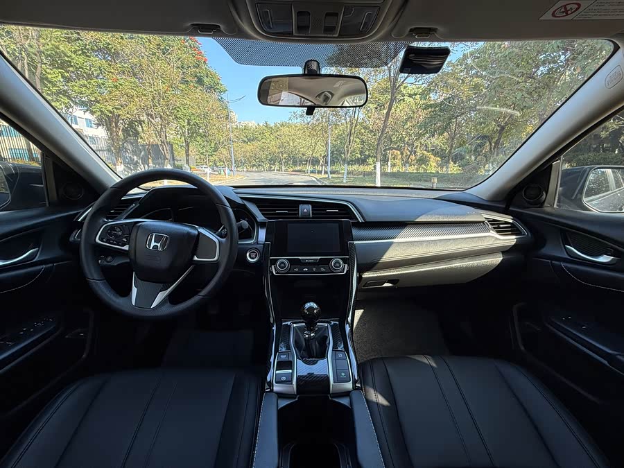 Honda Civic 2018 car image #6