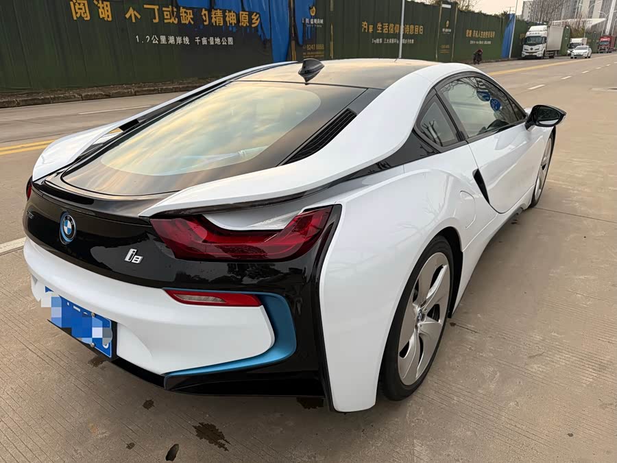 BMW i8 2016 car image #6