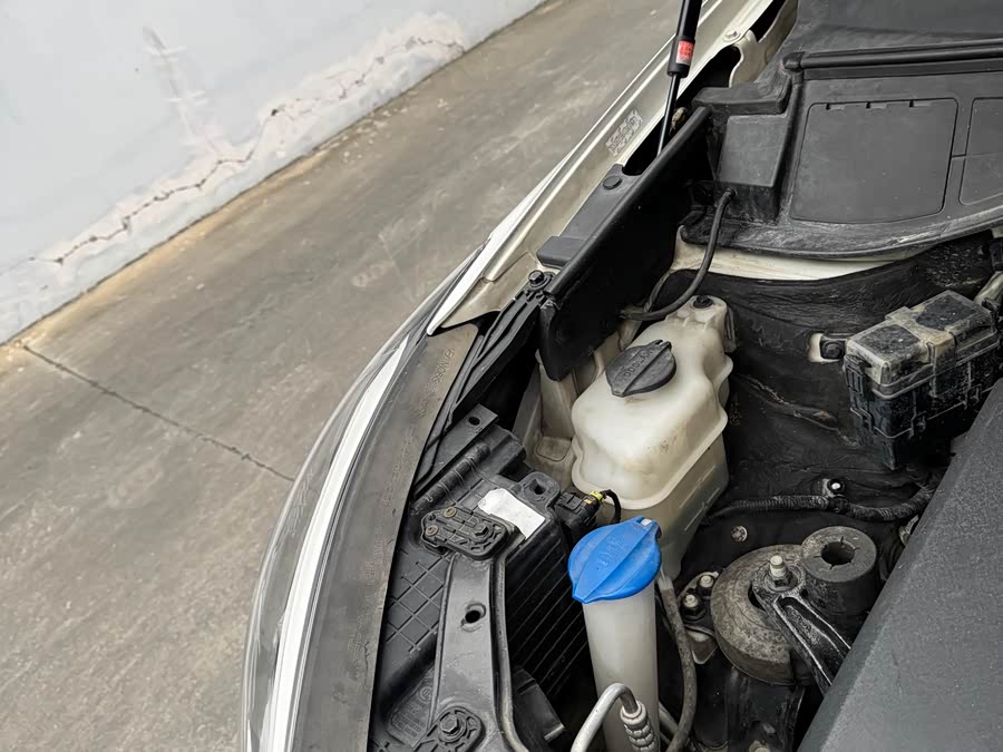 Hyundai Grand Santa Fe 2015 car image #6