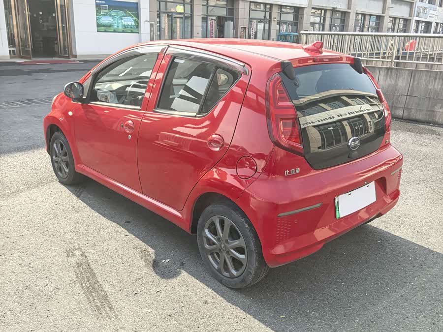 BYD e1 2019 car image #6