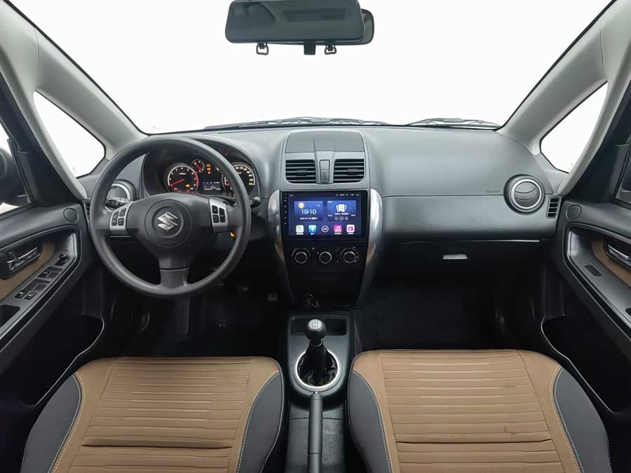 铃木 天语 SX4 2017 汽车图片 #6