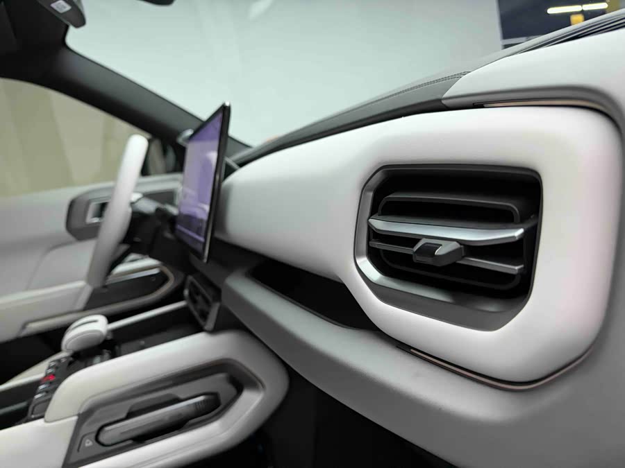 FangChengBao Tiger 3 2025 car image #6