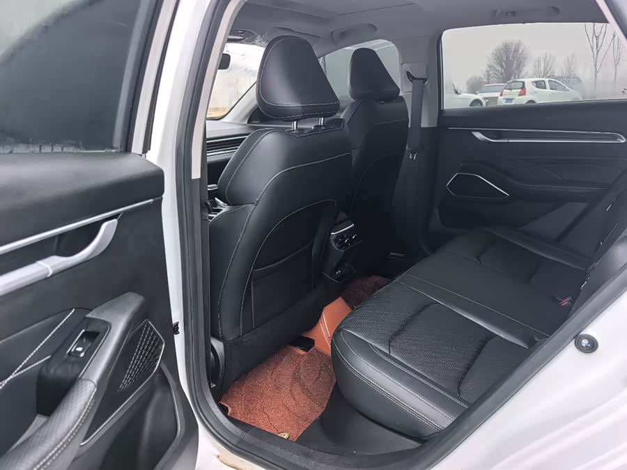 GEELY 2023 #6 GEELY 2023 car image #6