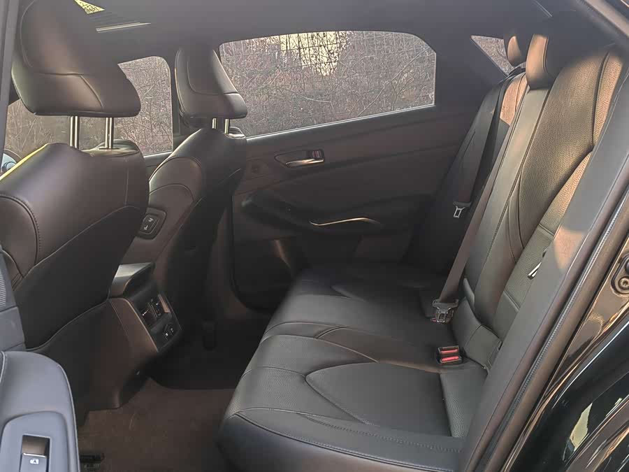 Toyota Avalon 2022 car image #6