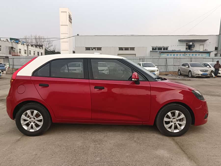 MG 3 2013 car image #6