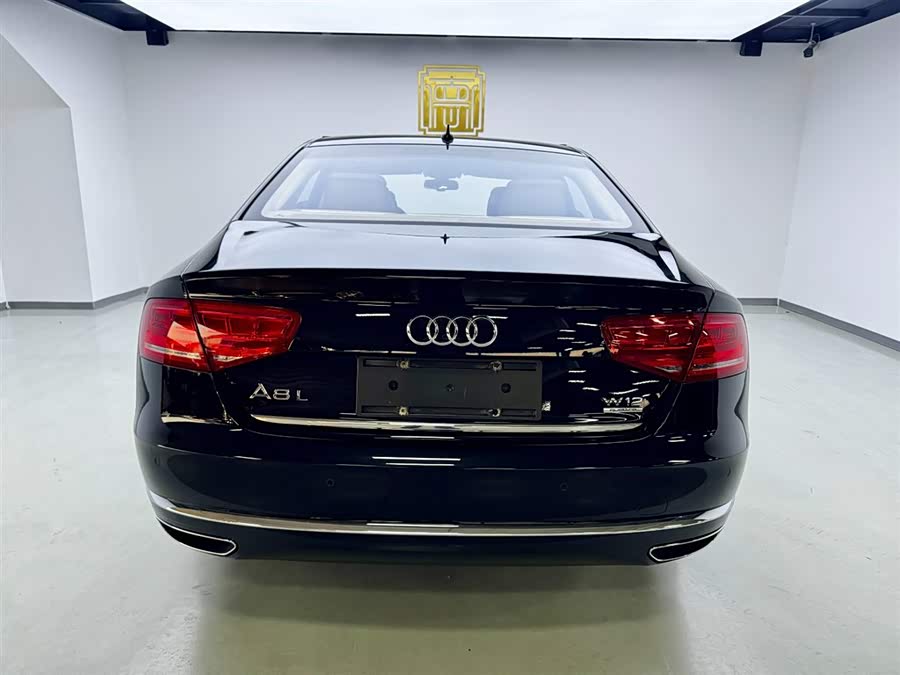 Audi A8 2012 imagen de coche #6