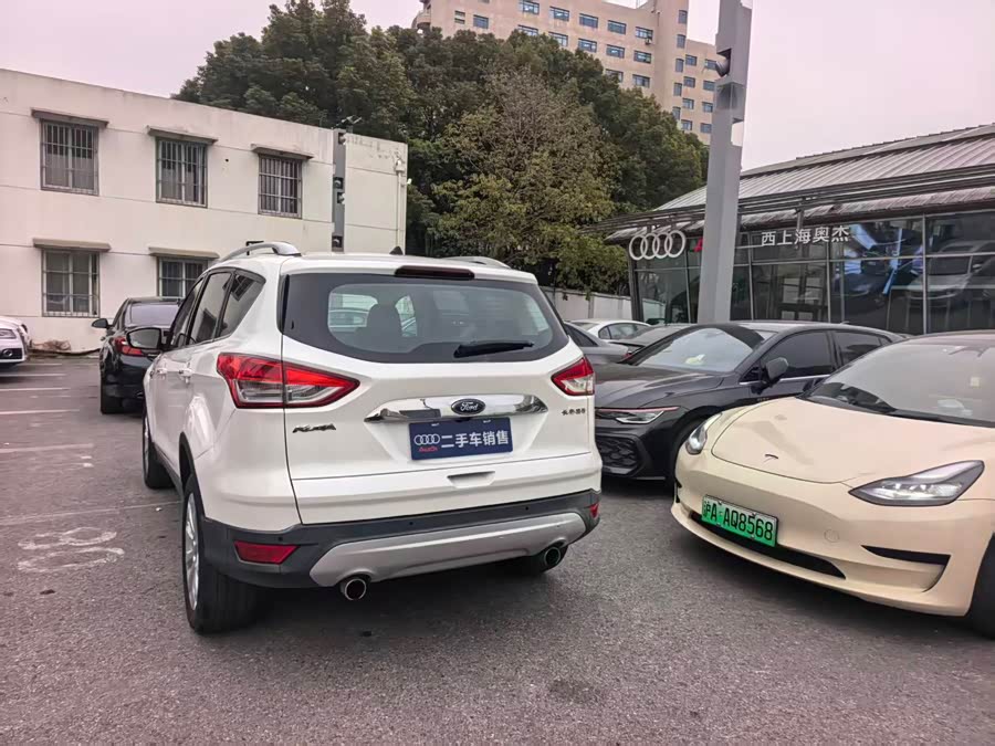 Ford Kuga 2015 car image #6