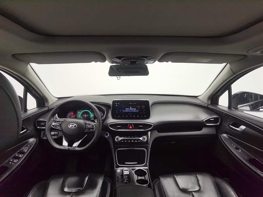 Hyundai Santa Fe 2019 car image #6