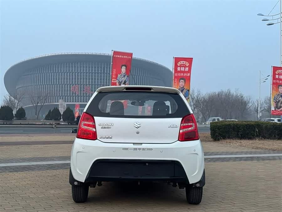 Suzuki 2015 car image #6