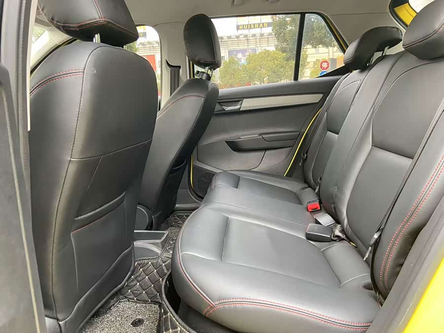 Skoda Fabia 2017 immagine di auto #6