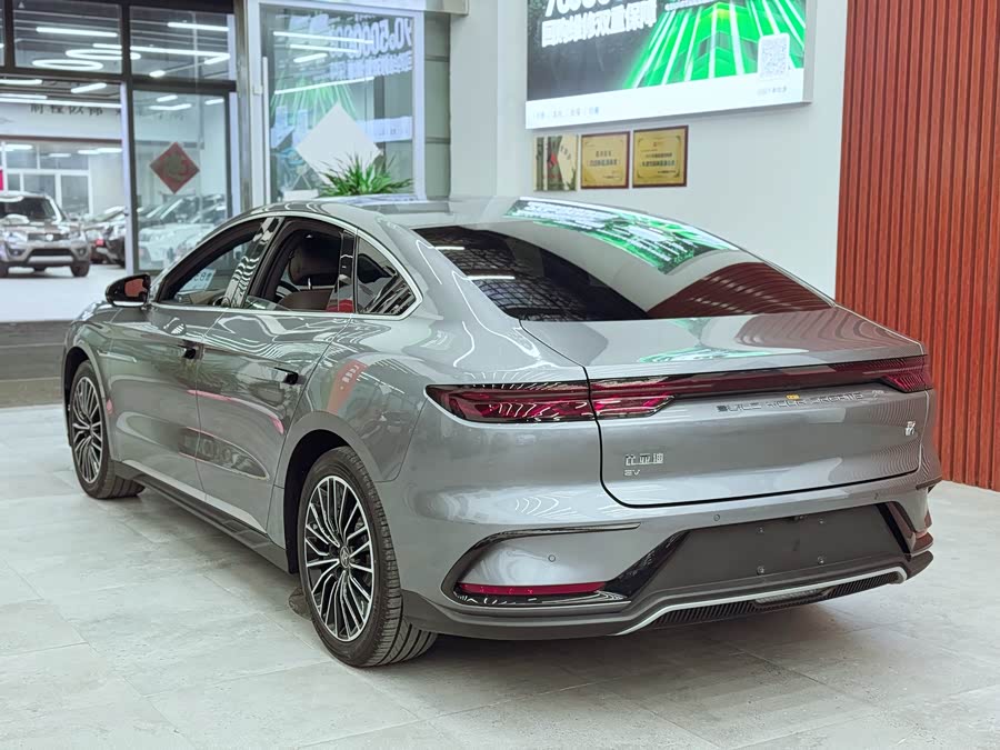 BYD Han 2024 car image #6
