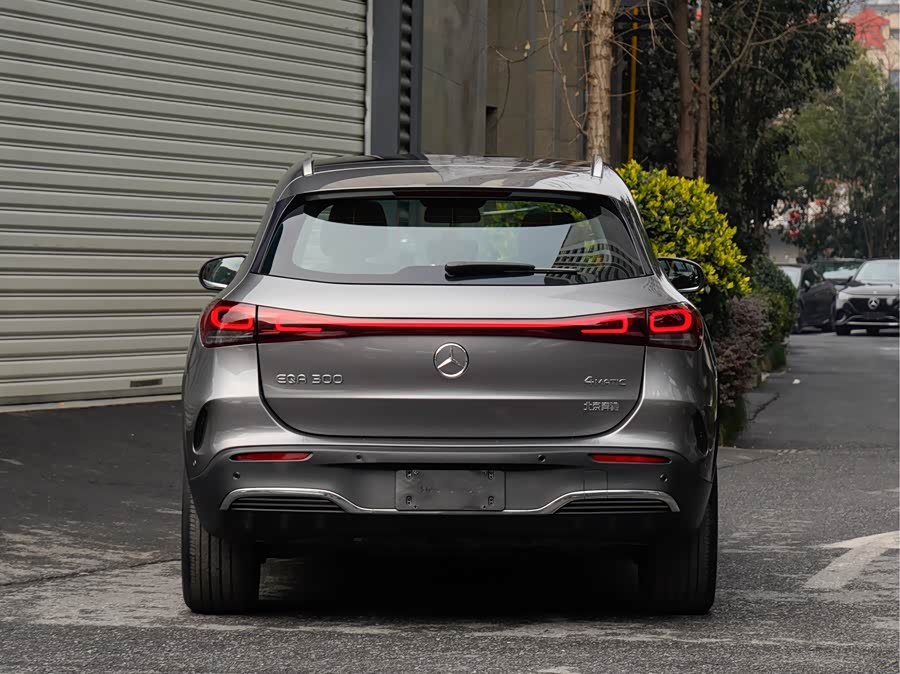 Mercedes-Benz EQA Class 2021 صورة سيارة #6