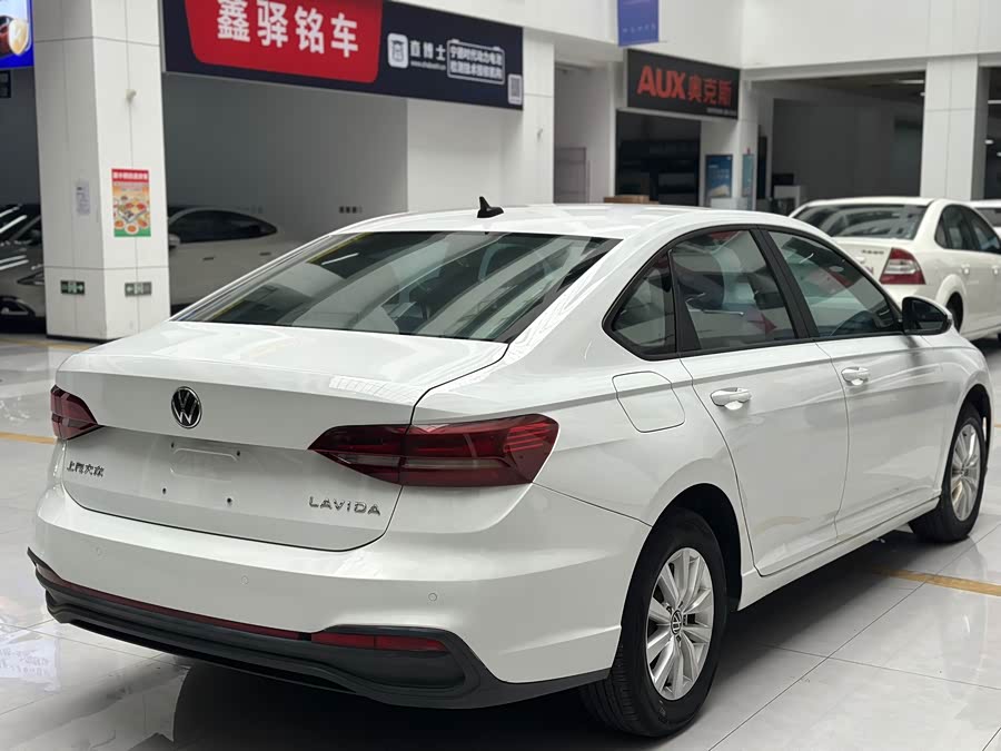 Volkswagen Lavida 2022 car image #6