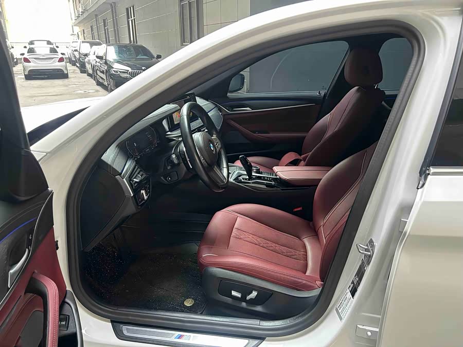 BMW 5 Series 2022 car image #6