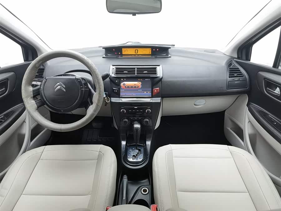 Citroen 2012 car image #6