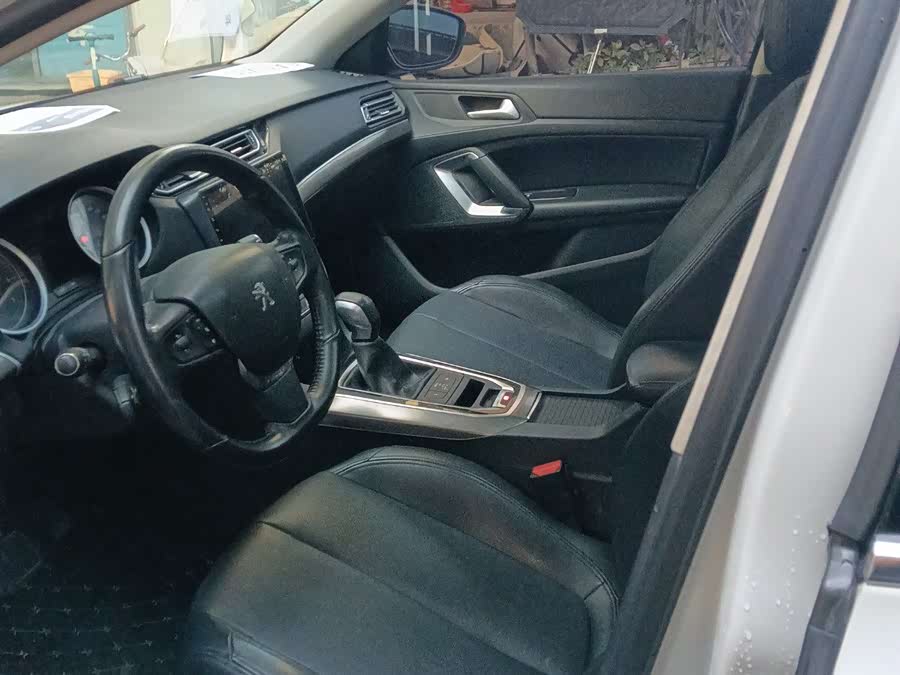 Peugeot 408 2018 car image #6
