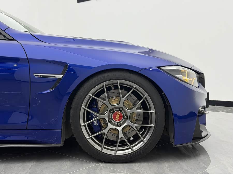 BMW M4 2019 car image #6