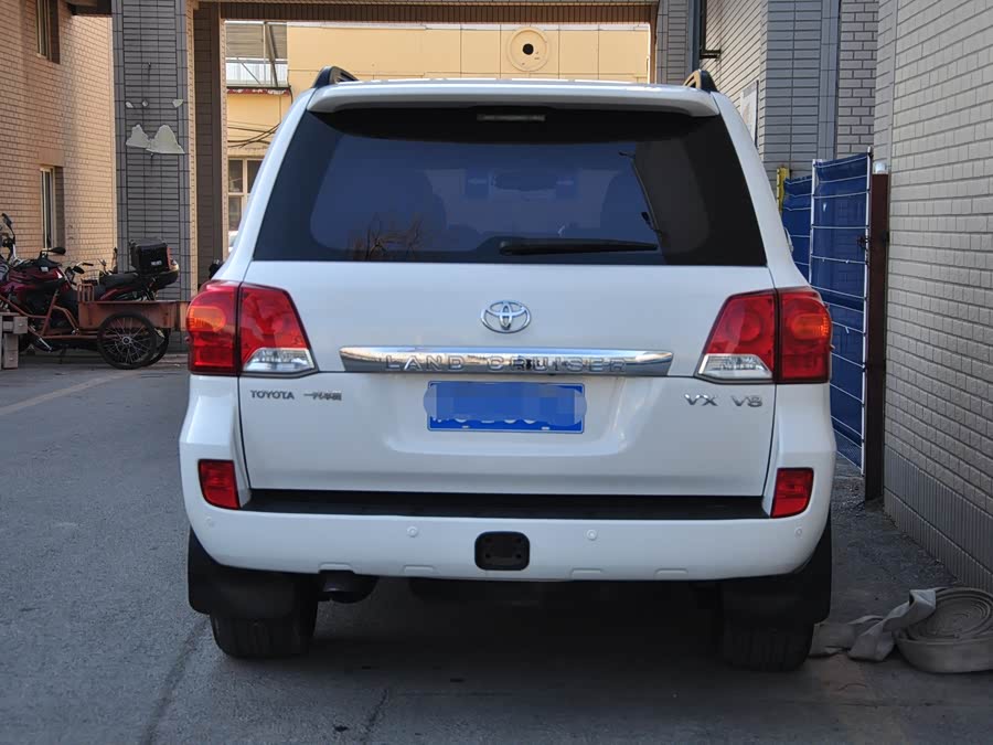 Toyota Land Cruiser 2014 #6 Toyota Land Cruiser 2014 car image #6