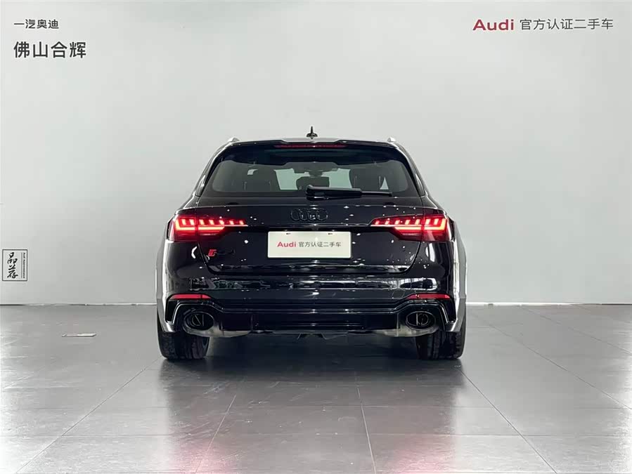 Audi RS 4 2023 car image #6