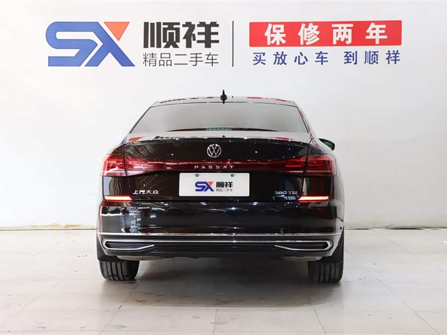 Volkswagen Passat 2025 car image #6