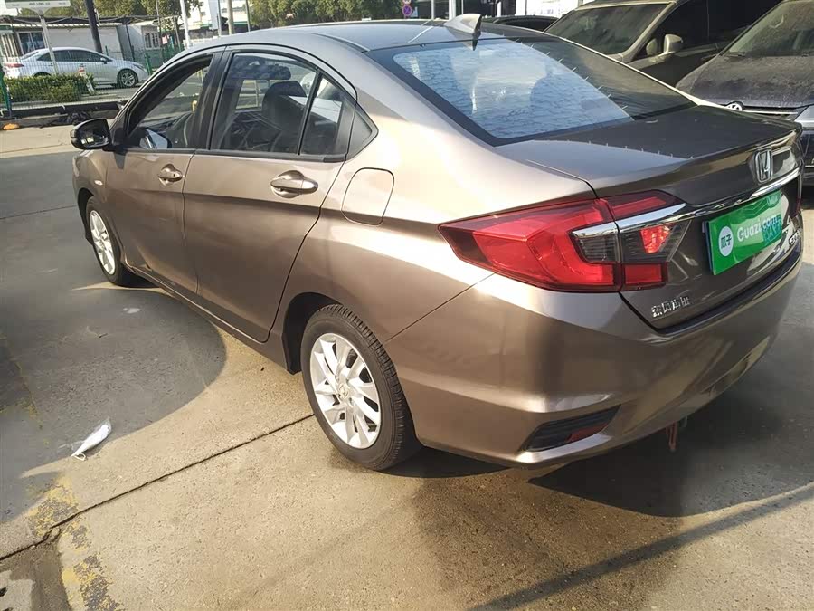 Honda Greiz 2015 car image #6