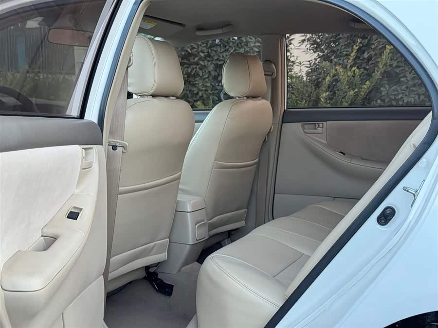 Toyota Corolla (Classic) 2011 #6 Toyota Corolla (Classic) 2011 immagine di auto #6