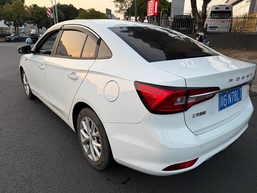Roewe i5 2019 car image #6