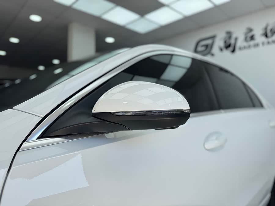 Mercedes-Benz C Class 2024 car image #6