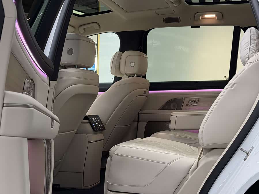 蔚来 蔚来ES8 2025 汽车图片 #6