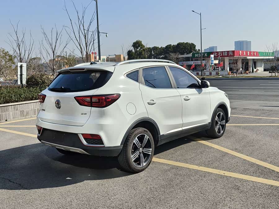 MG ZS 2017 #6 MG ZS 2017 car image #6